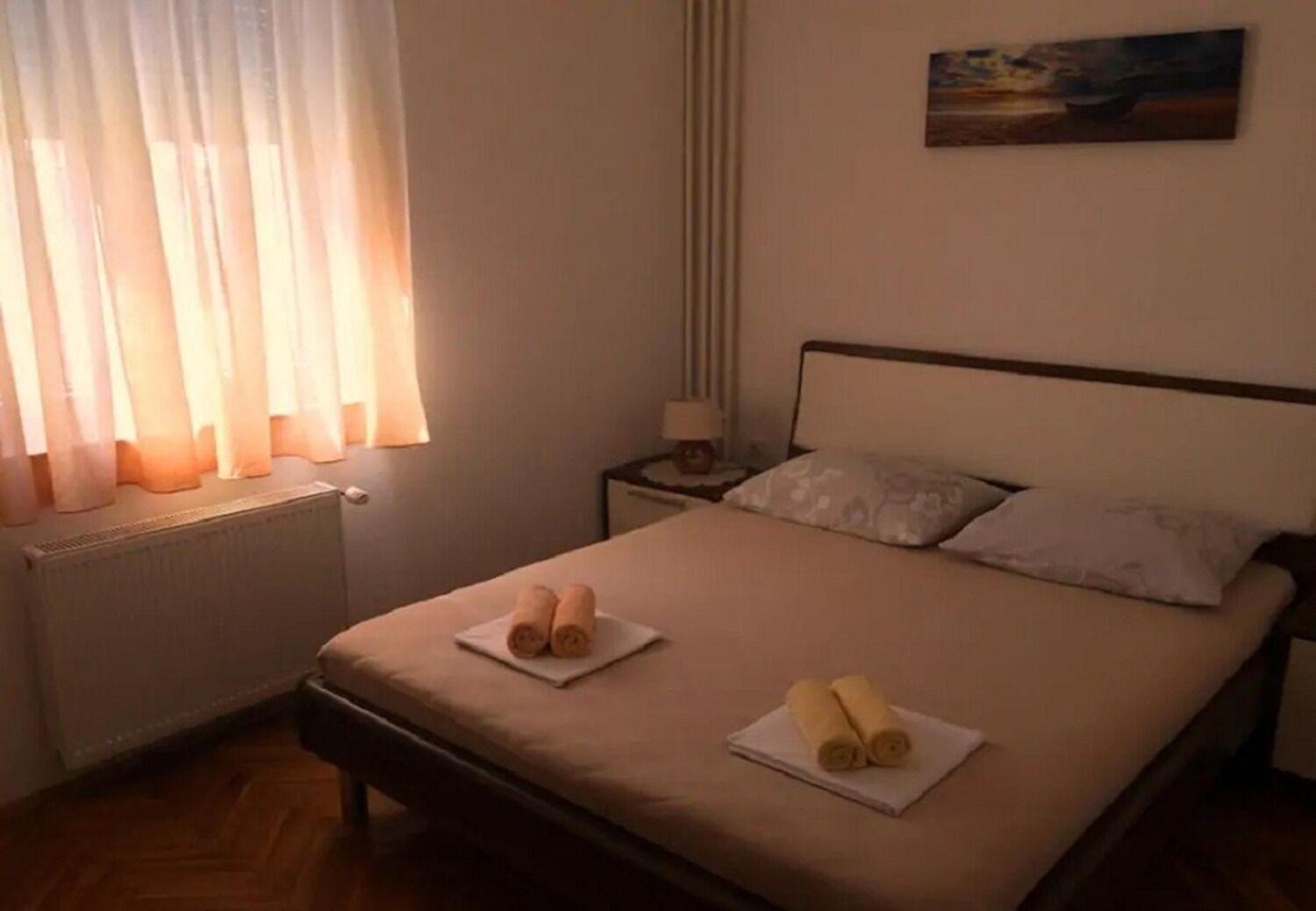 Apartments And Rooms Ognjen - Family Apartments With Free Parking Betina  Exterior photo