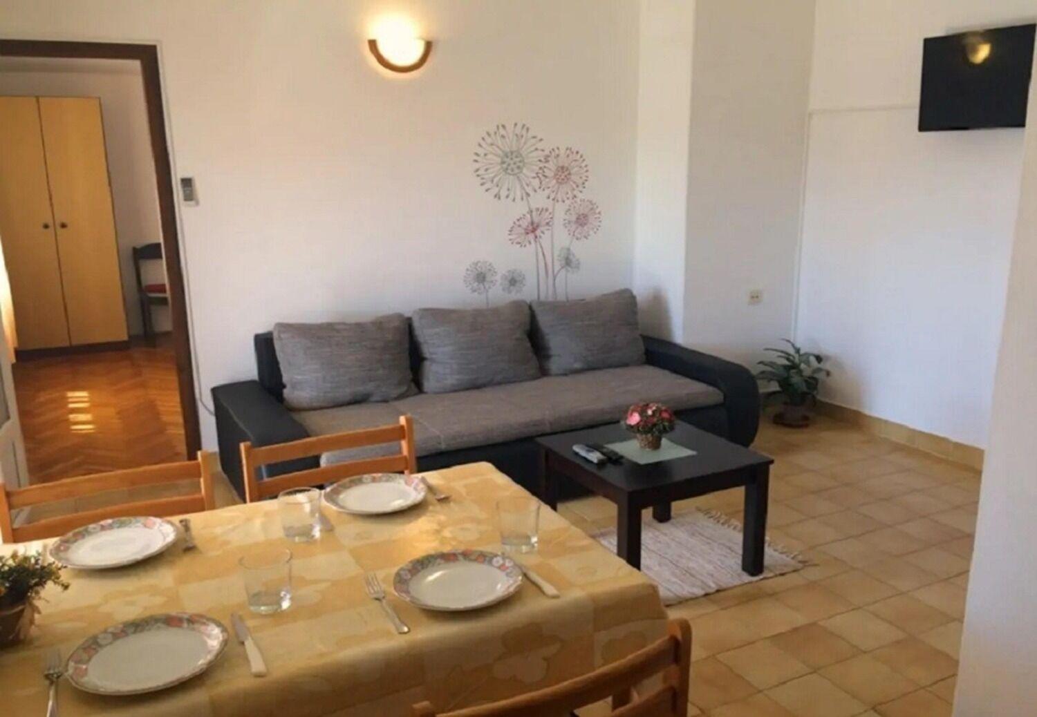 Apartments And Rooms Ognjen - Family Apartments With Free Parking Betina  Exterior photo