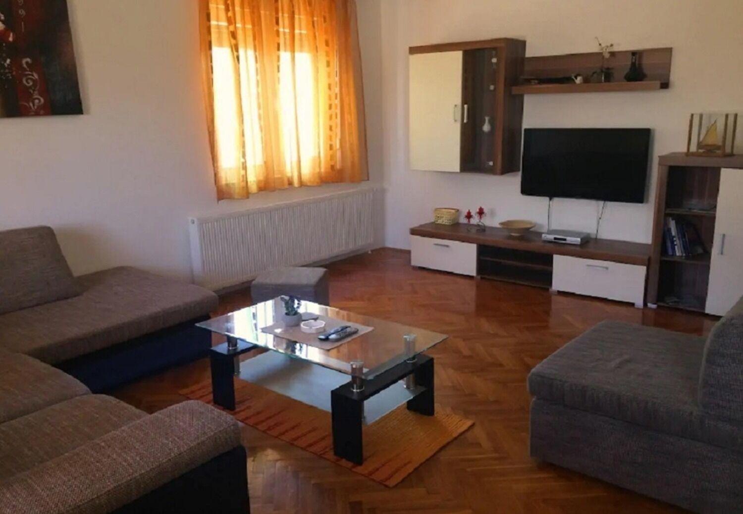 Apartments And Rooms Ognjen - Family Apartments With Free Parking Betina  Exterior photo